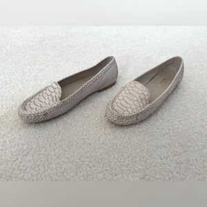 Talbots snake effect beige leather driving shoes moccasins - size 8.5